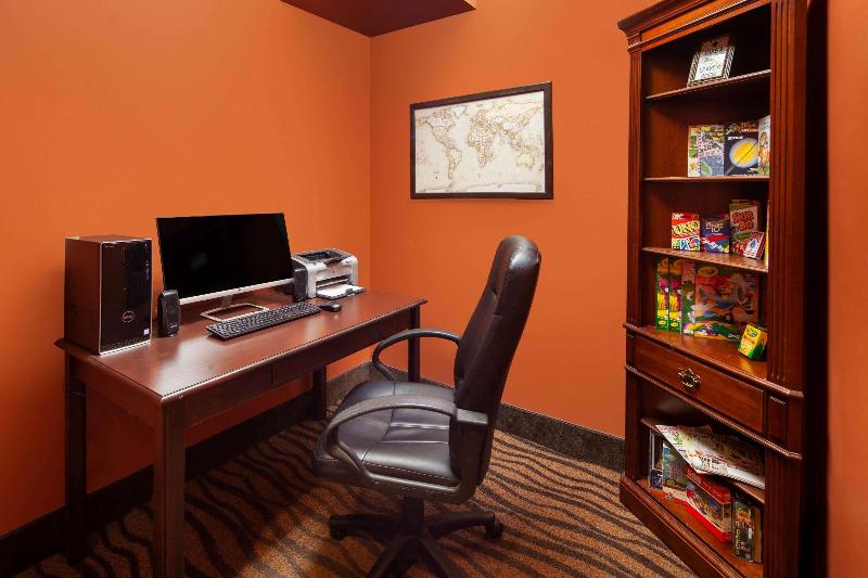 فندق Americinn By Wyndham Rochester