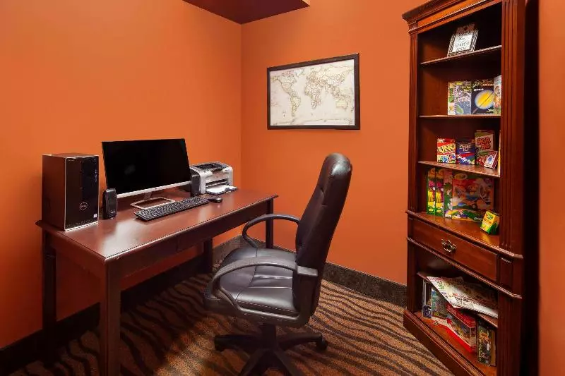 هتل Americinn By Wyndham Rochester