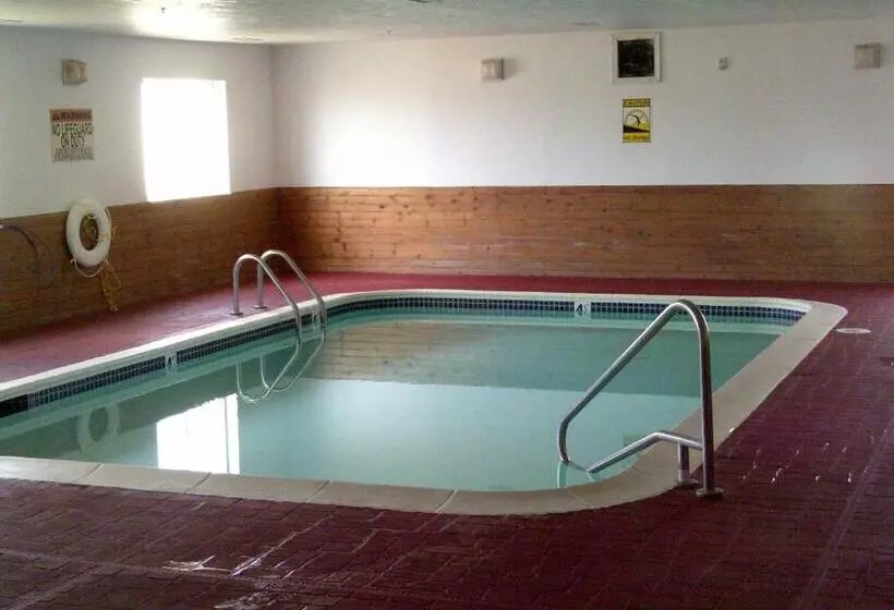 ホテル Capri Inn & Suites   Beatrice