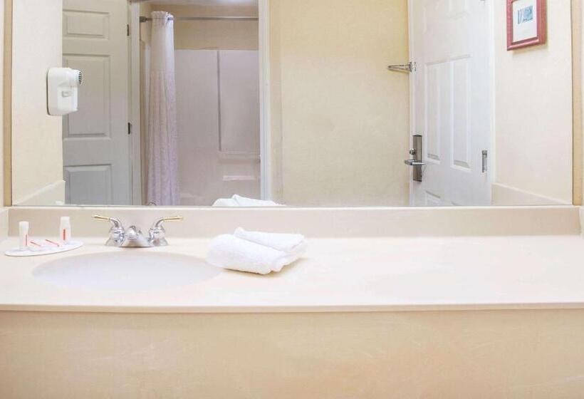 Otel Howard Johnson By Wyndham Jackson