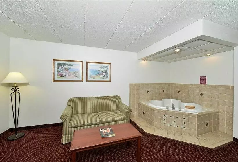 Отель Omaha Travelodge