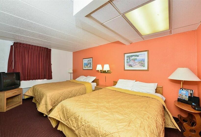هتل Omaha Travelodge