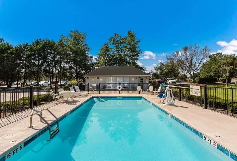 호텔 Quality Inn Gallatinnashville Metro