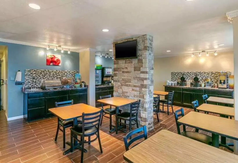 Отель Quality Inn Rawlins I 80