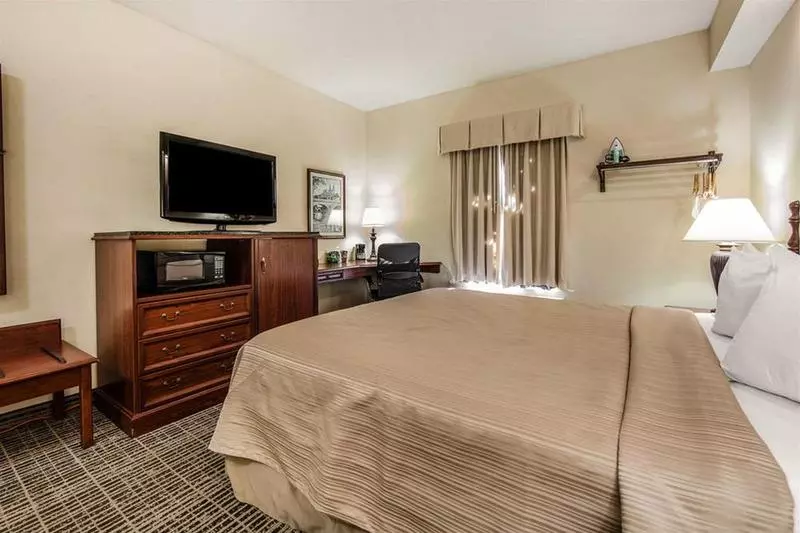 בית מלון כפרי Quality Inn