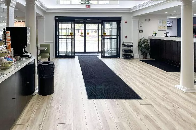 בית מלון כפרי Quality Inn