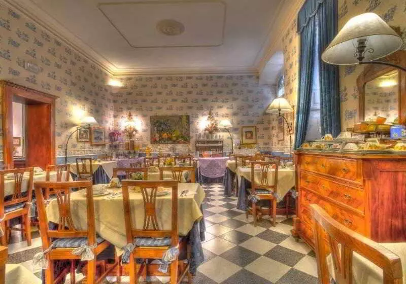 هتل Residenza In Farnese