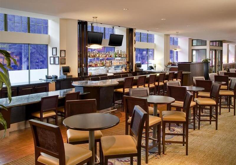 هتل Sheraton Grand Sacramento