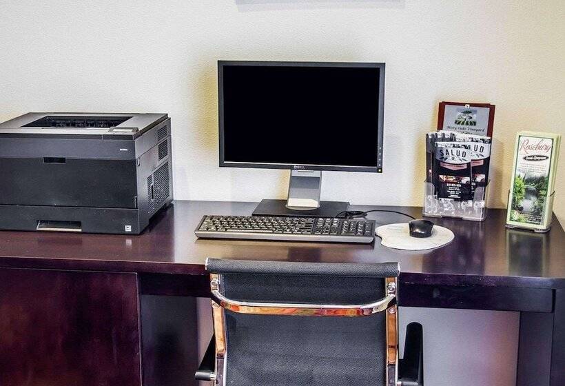 호텔 Sleep Inn & Suites Roseburg North Near Medical Center