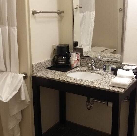 호텔 Sleep Inn & Suites Roseburg North Near Medical Center