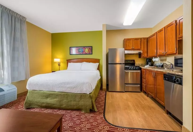 فندق Sonesta Simply Suites Detroit Novi