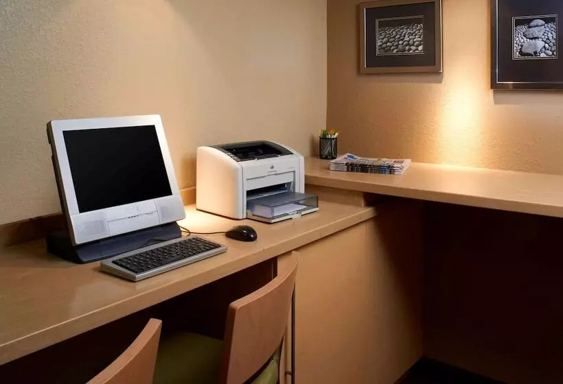 Otel Sonesta Simply Suites Detroit Novi