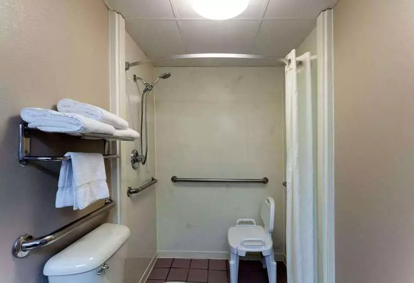 בית מלון כפרי Super 8 By Wyndham Clarksville Northeast