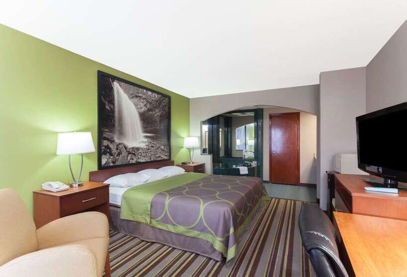 فندق Super 8 By Wyndham Clarksville Northeast