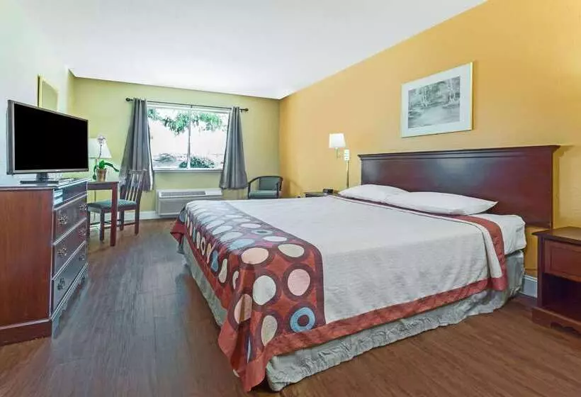 酒店 Super 8 By Wyndham Dixon/uc Davis