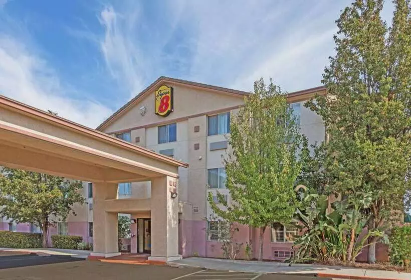 酒店 Super 8 By Wyndham Dixon/uc Davis