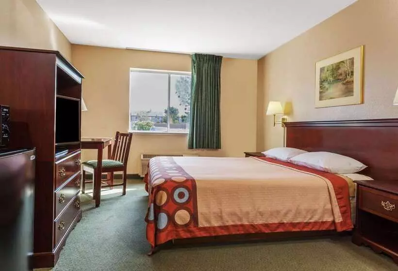 酒店 Super 8 By Wyndham Dixon/uc Davis