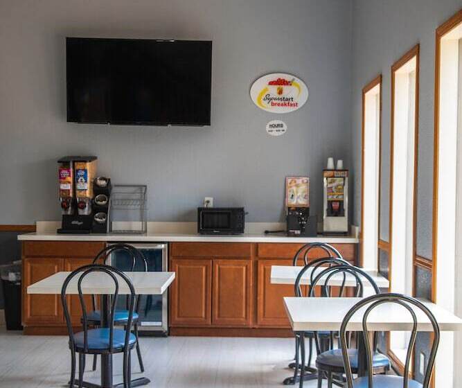 Szálloda Super 8 By Wyndham Mountain Home