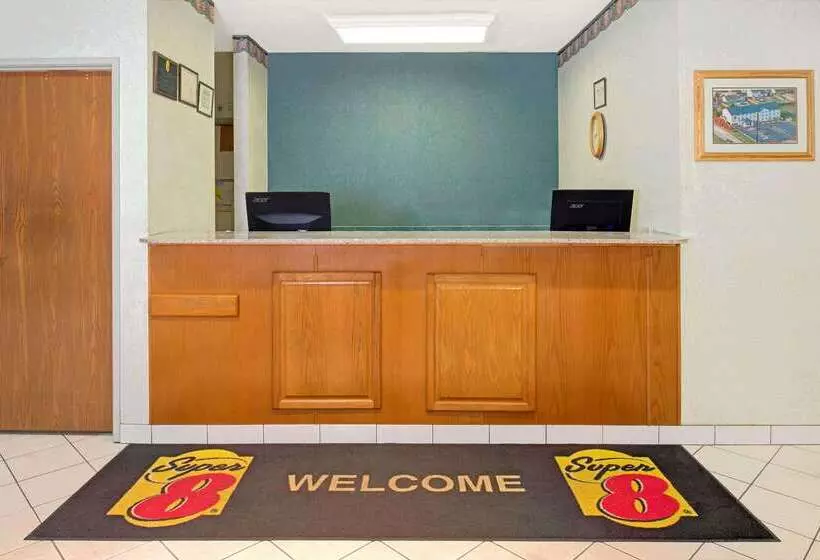 ホテル Super 8 By Wyndham Pontoon Beach Il/st. Louis Mo Area