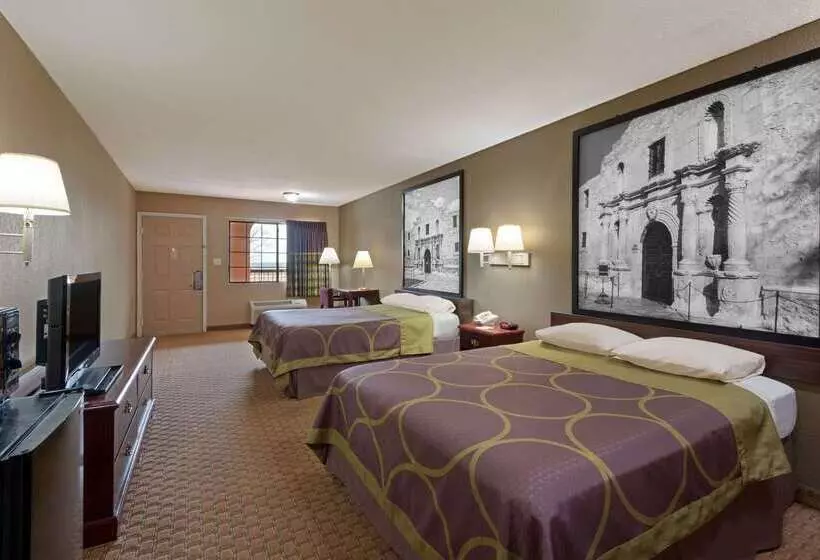 בית מלון כפרי Super 8 By Wyndham San Antonio/riverwalk Area