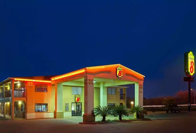 בית מלון כפרי Super 8 By Wyndham San Antonio/riverwalk Area