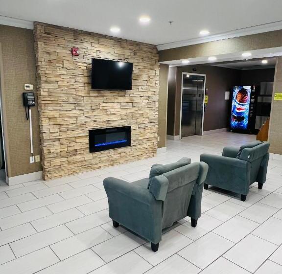 فندق Super 8 By Wyndham South Bend