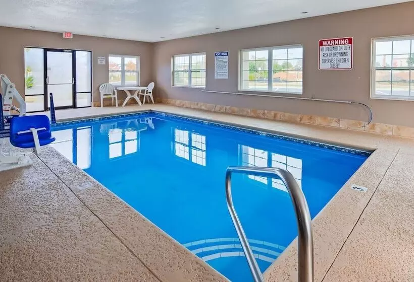 Отель Wingate By Wyndham Macon West