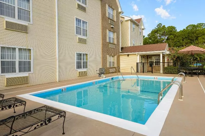 Отель Towneplace Suites Mobile