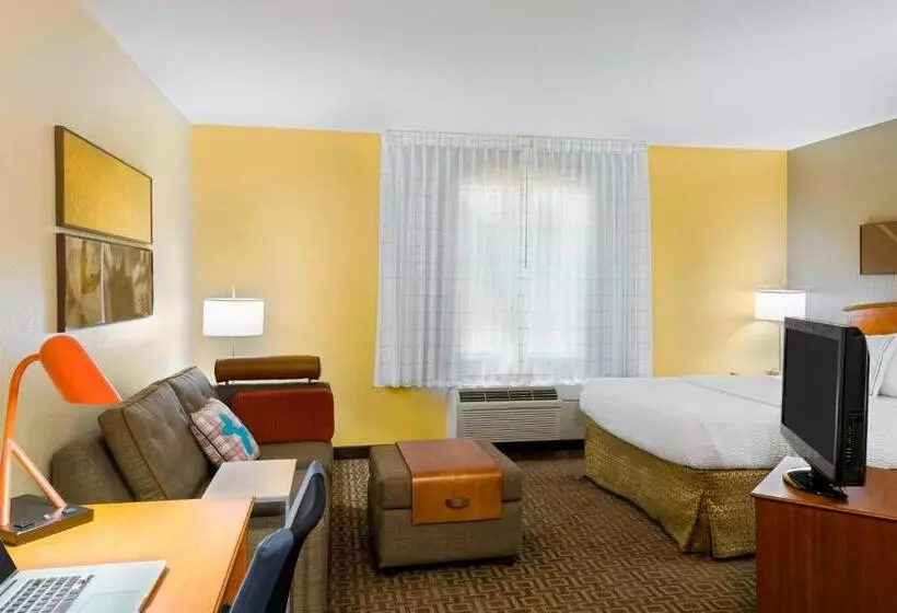 Отель Towneplace Suites Mobile