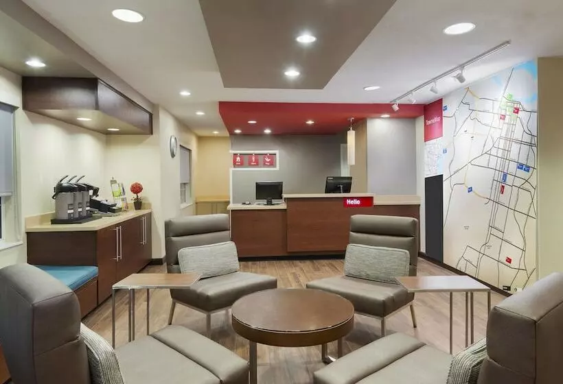 ホテル Towneplace Suites Savannah Midtown