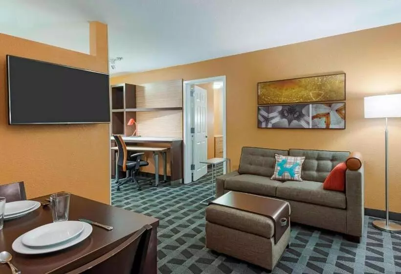 ホテル Towneplace Suites Savannah Midtown