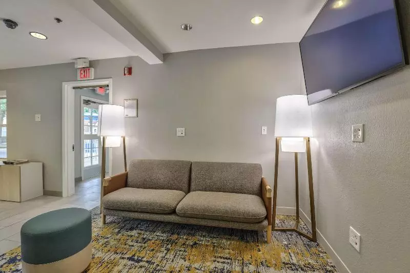 호텔 Towneplace Suites Tallahassee North/capital Circle