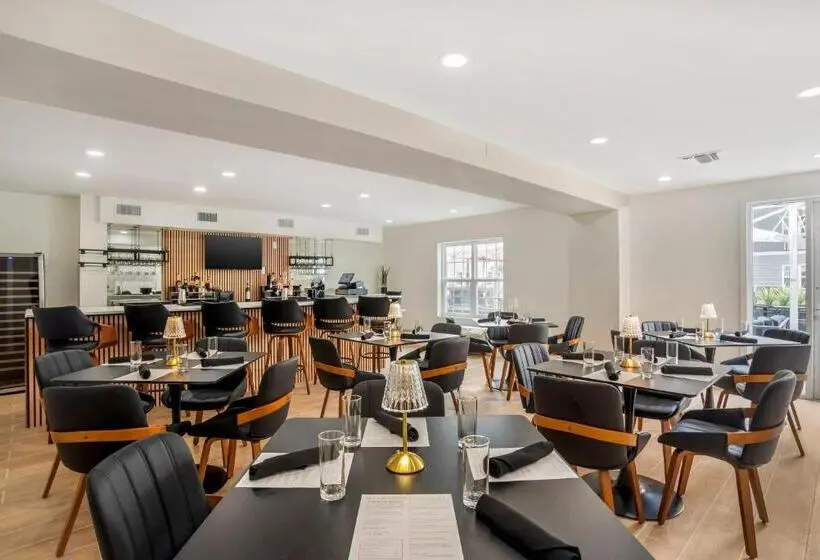 ホテル Towneplace Suites Tallahassee North/capital Circle