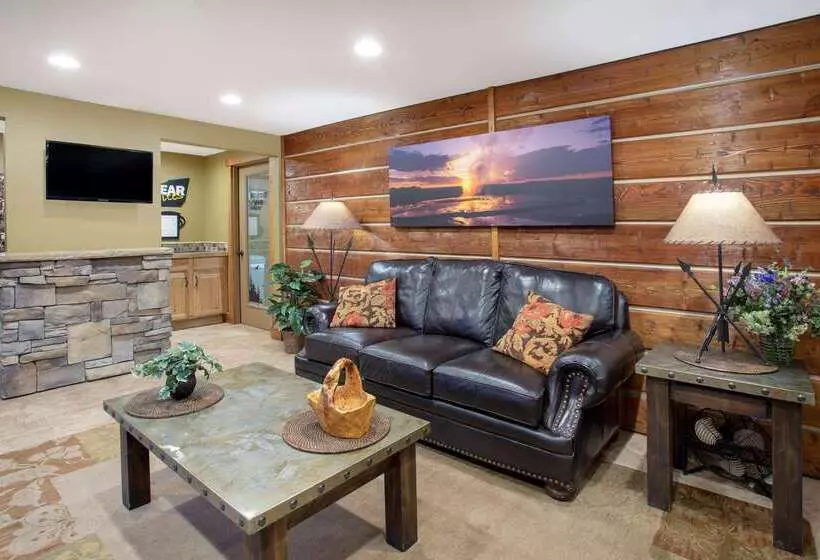 호텔 Travelodge By Wyndham Gardiner Yellowstone Park North Entr