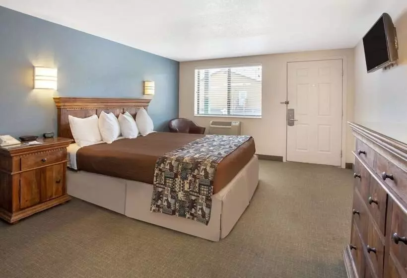 호텔 Travelodge By Wyndham Gardiner Yellowstone Park North Entr