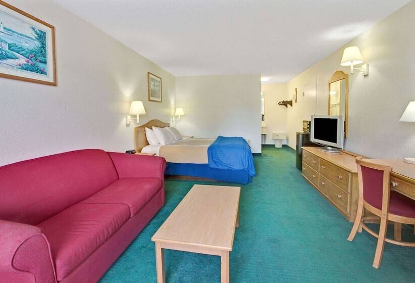 Отель Travelodge Suites By Wyndham Macclenny I 10