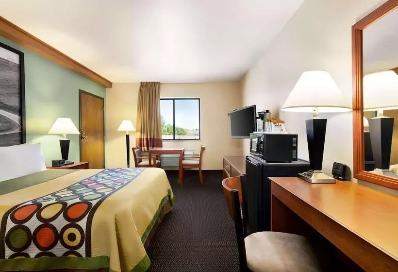 モーテル Super 8 By Wyndham Columbus