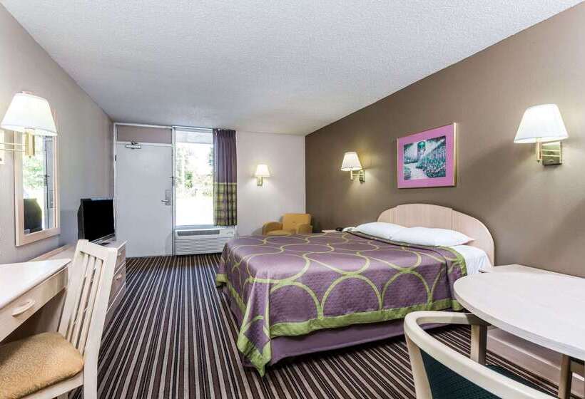 Motel Super 8 By Wyndham Commerce