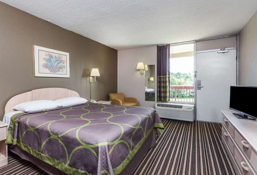 Motel Super 8 By Wyndham Commerce