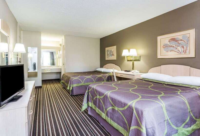 Motel Super 8 By Wyndham Commerce