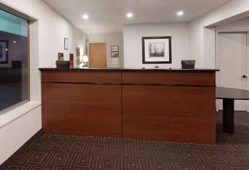 Мотель Super 8 By Wyndham Fort Bragg