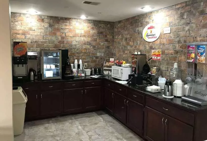 Motel Super 8 By Wyndham Hernando