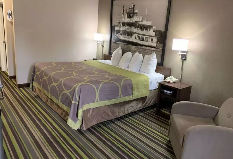 Motel Super 8 By Wyndham Hernando