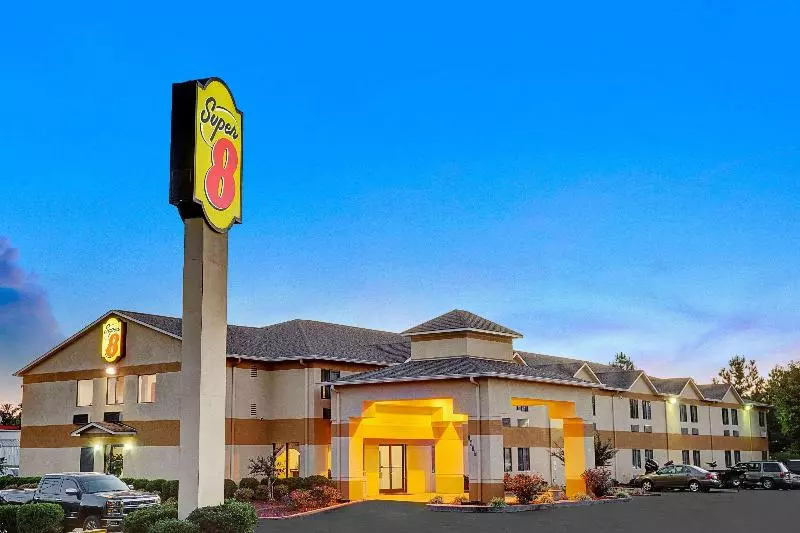 Motel Super 8 By Wyndham Hernando