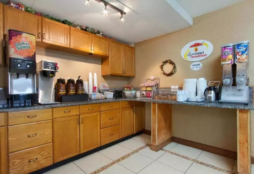 מוטל Super 8 By Wyndham Homewood Birmingham Area