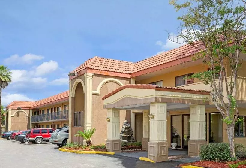 Motelli Economy Inn Jax Op