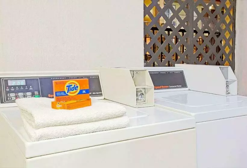Motelli Economy Inn Jax Op