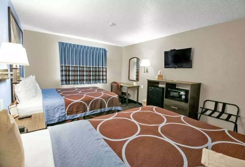 Мотель Super 8 By Wyndham Kenosha/pleasant Prairie