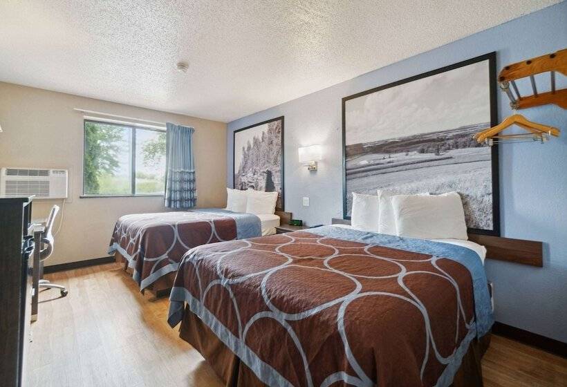 فندق على الطريق Super 8 By Wyndham Kenosha/pleasant Prairie