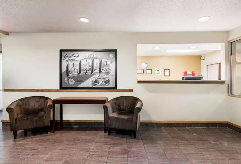 מוטל Super 8 By Wyndham Medina